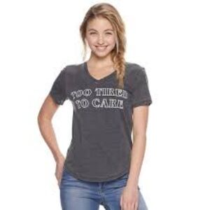 Women's gray short sleeve graphic t-shirt size L